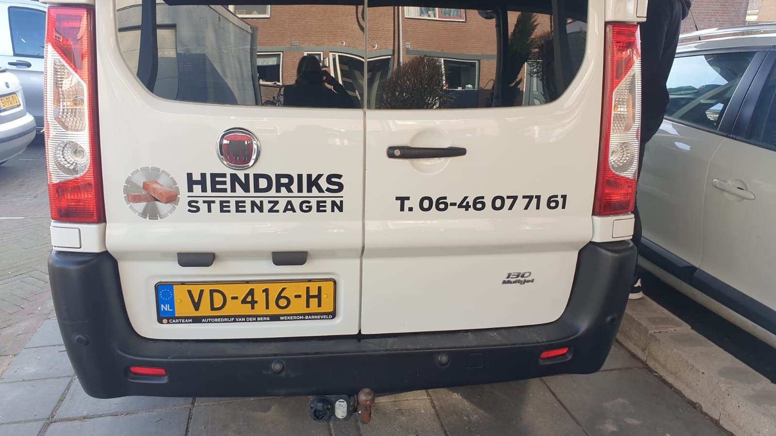 Hendriks Steenzagen bus
